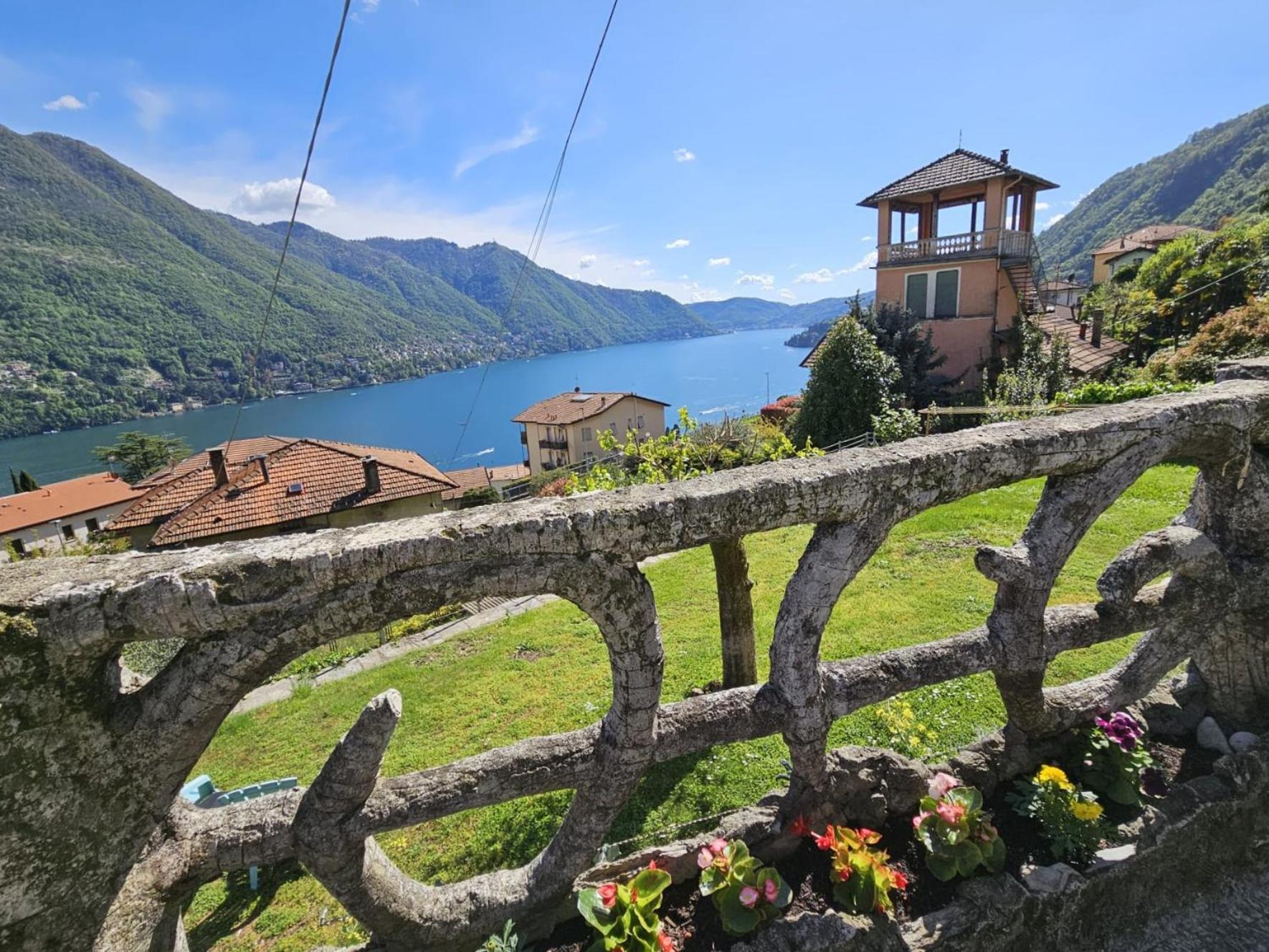 Flora Apartment Moltrasio Exterior photo